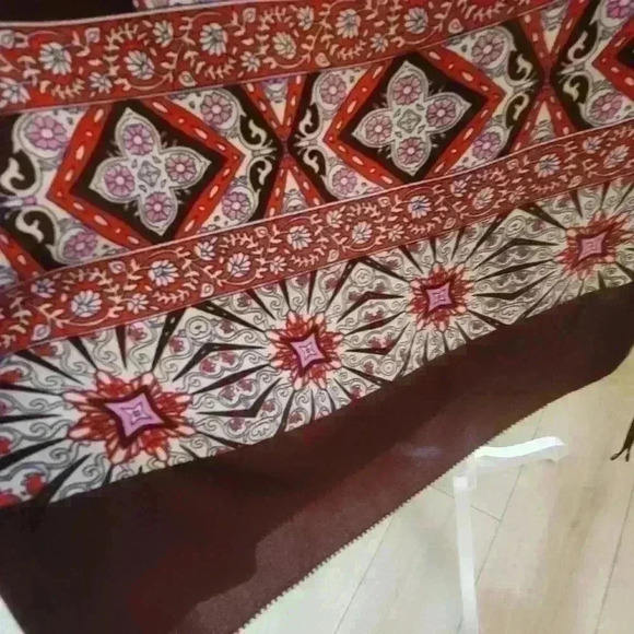 Ella Moss Top - Picture 2 of 7